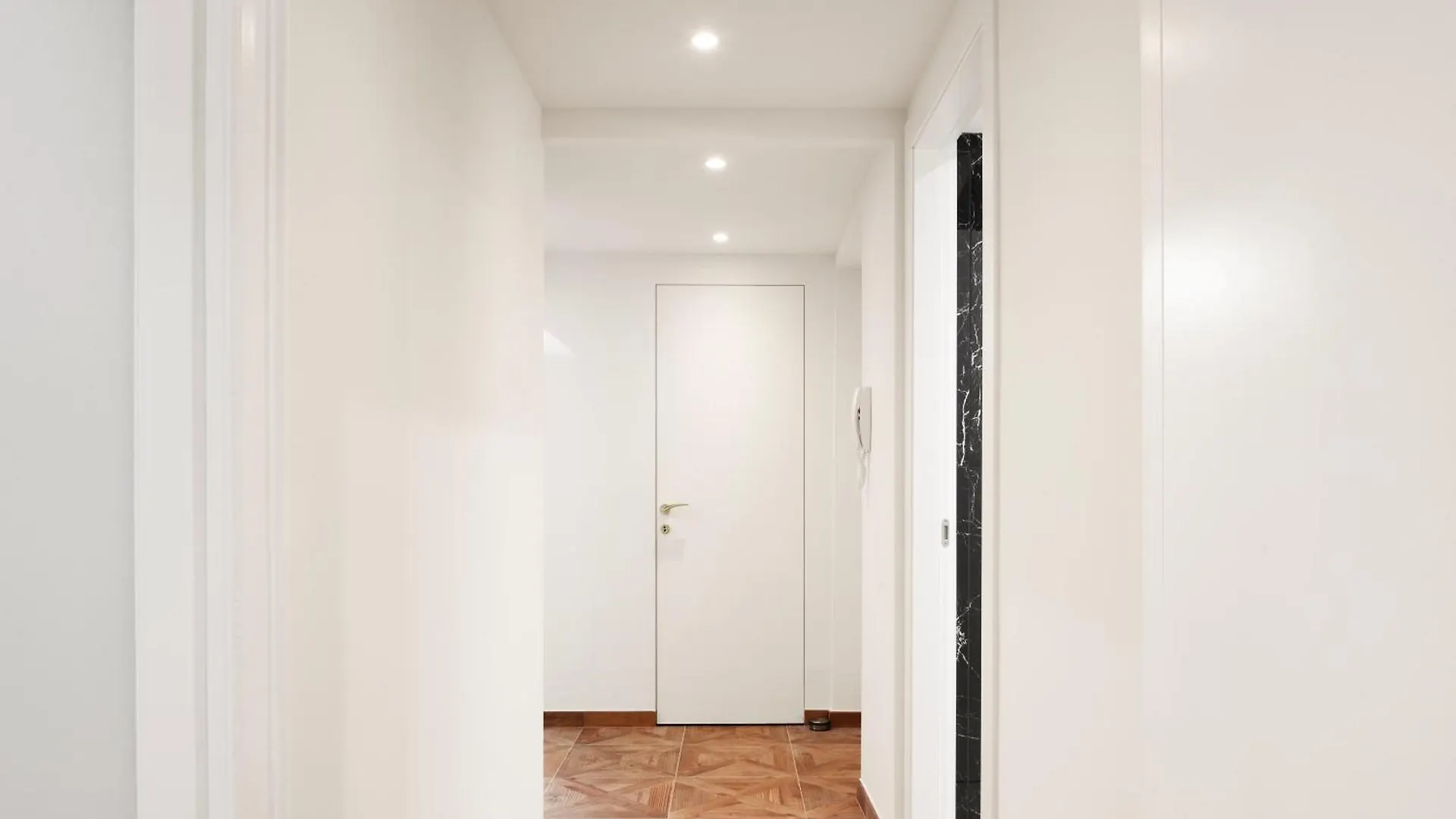Daire Appartamento Moderno Multicomfort - Premuda Luxury Milano İtalya